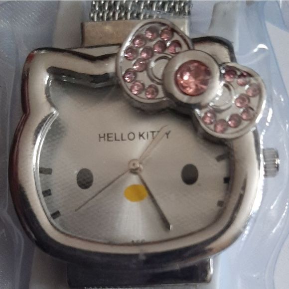 Silver stainless steel crystal embellished Hello Kitty watch nwt - Picture 3 of 5